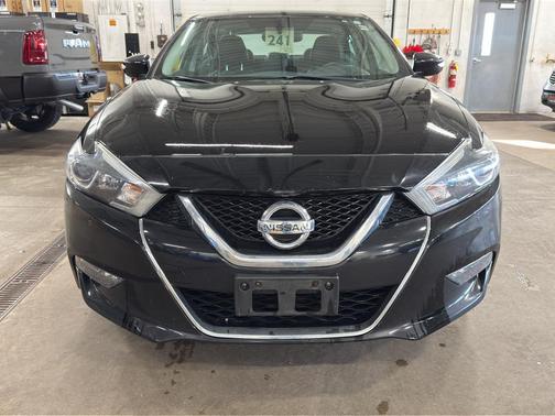 Super Black 2018 Nissan Maxima 3.5 SV