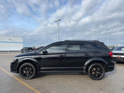 Pitch Black Clearcoat 2018 Dodge Journey GT