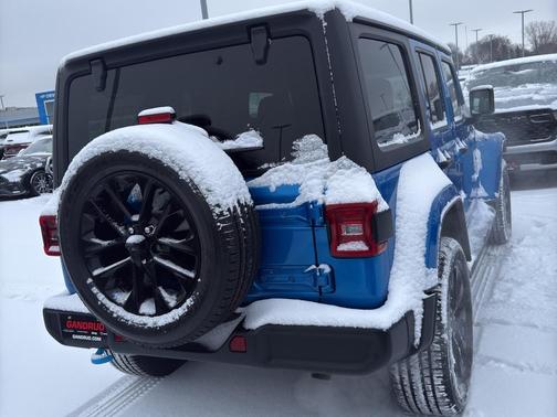 2022 Jeep Wrangler Unlimited 4xe Sahara