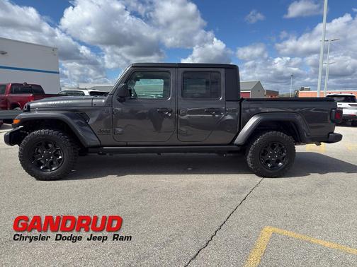 Granite Crystal Clearcoat Metallic 2023 Jeep Gladiator Sport