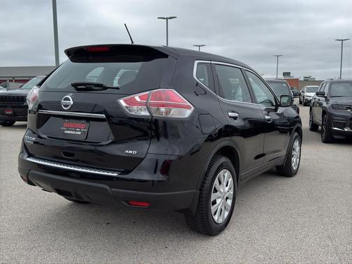 2015 Nissan Rogue S