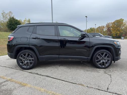 2026 Jeep Compass Limited Altitude