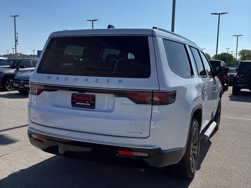 Bright White Clearcoat 2024 Jeep Wagoneer Series II