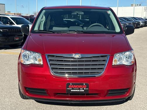2008 Chrysler Town & Country LX