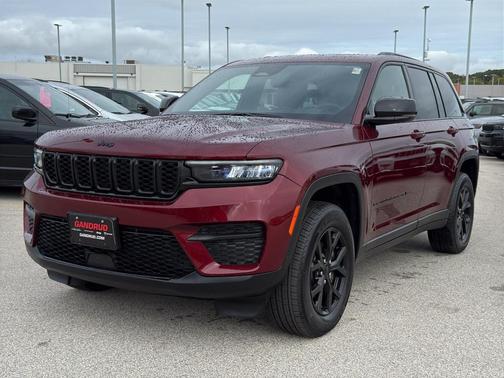 2024 Jeep Grand Cherokee Laredo