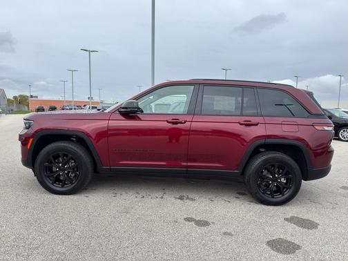 2024 Jeep Grand Cherokee Laredo