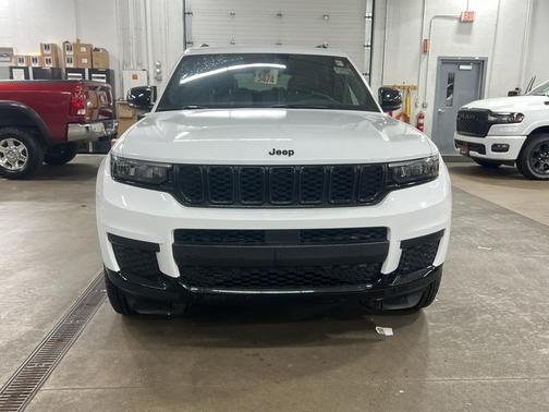 2024 Jeep Grand Cherokee L Laredo