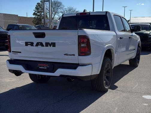 Bright White Clearcoat 2026 RAM 1500 Big Horn