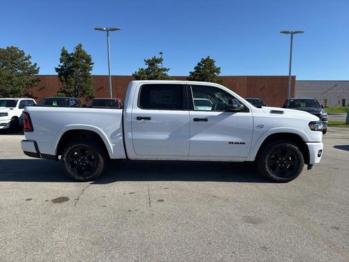 Bright White Clearcoat 2026 RAM 1500 Big Horn