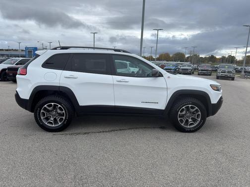 2021 Jeep Cherokee Trailhawk