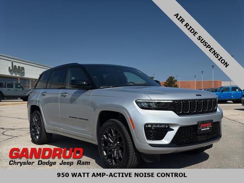 2025 Jeep Grand Cherokee Summit