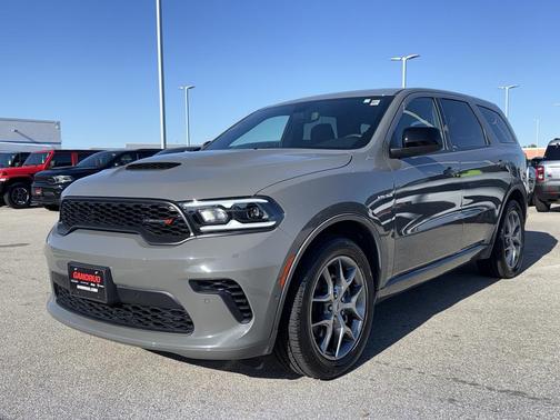 Destroyer Gray Clearcoat 2026 Dodge Durango GT HEMI V8