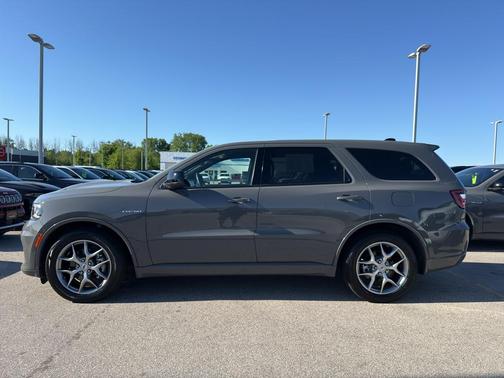 Destroyer Gray Clearcoat 2026 Dodge Durango GT HEMI V8