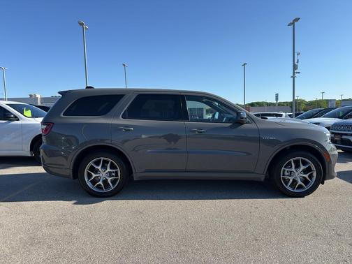 Destroyer Gray Clearcoat 2026 Dodge Durango GT HEMI V8