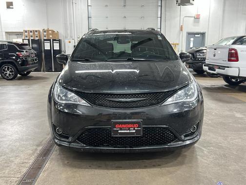 2019 Chrysler Pacifica Touring-L Plus