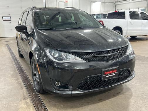 2019 Chrysler Pacifica Touring-L Plus
