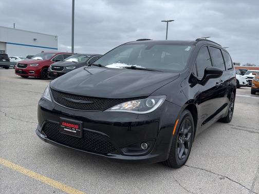 2019 Chrysler Pacifica Touring-L Plus