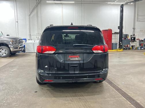 2019 Chrysler Pacifica Touring-L Plus