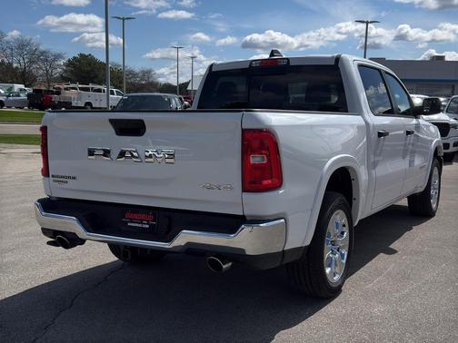 Bright White Clearcoat 2026 RAM 1500 Big Horn