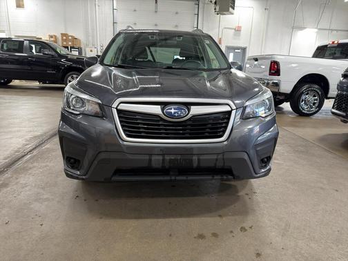 Magnetite Gray Metallic 2020 Subaru Forester Premium
