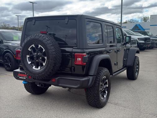 Black Clearcoat 2025 Jeep Wrangler 4xe Rubicon