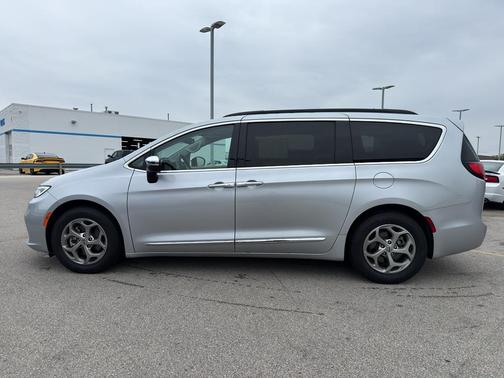 2023 Chrysler Pacifica Limited