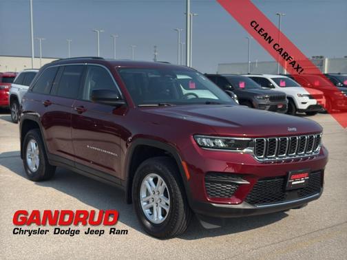 2023 Jeep Grand Cherokee Laredo