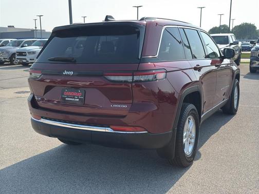 2023 Jeep Grand Cherokee Laredo