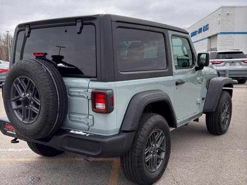 2024 Jeep Wrangler Sport