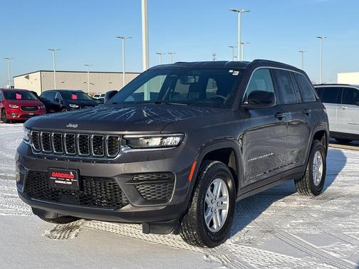 2024 Jeep Grand Cherokee Laredo