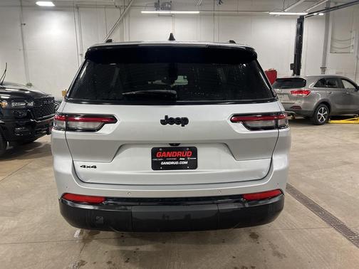 2024 Jeep Grand Cherokee L Laredo
