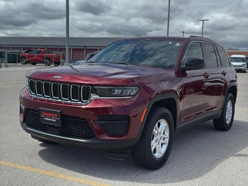 2023 Jeep Grand Cherokee Laredo