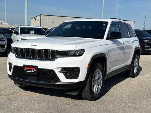 2024 Jeep Grand Cherokee Laredo