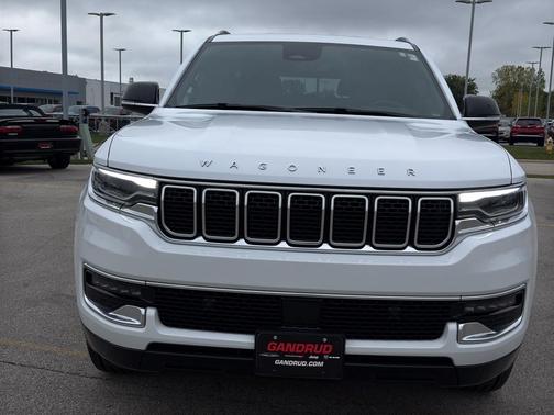 2024 Jeep Wagoneer Base