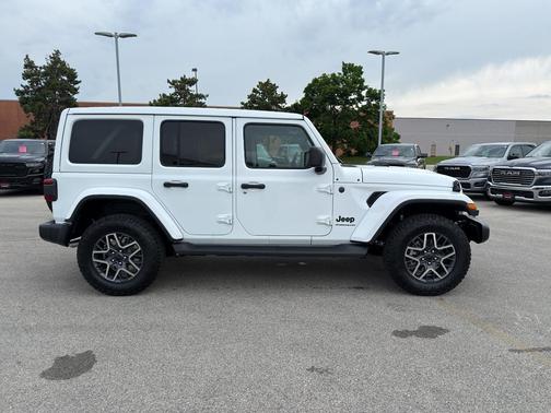 2025 Jeep Wrangler Sahara