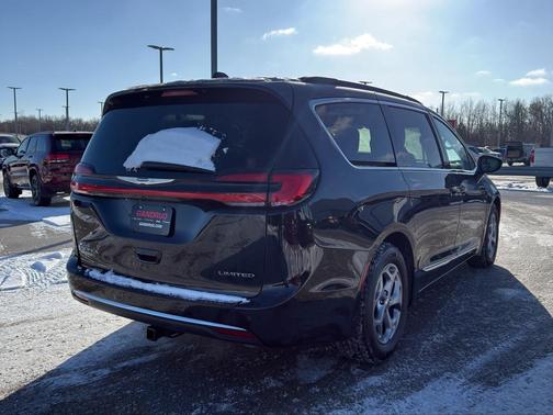 2022 Chrysler Pacifica Limited