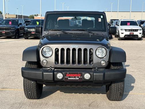 2016 Jeep Wrangler Sport