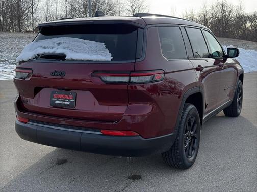 Velvet Red Pearlcoat 2026 Jeep Grand Cherokee L Laredo