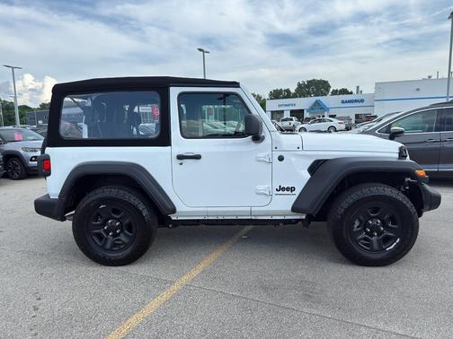 2024 Jeep Wrangler Sport