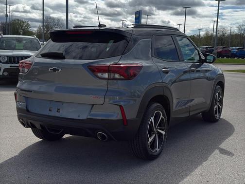 Satin Steel Metallic 2021 Chevrolet Trailblazer RS