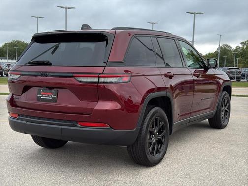 2024 Jeep Grand Cherokee Laredo