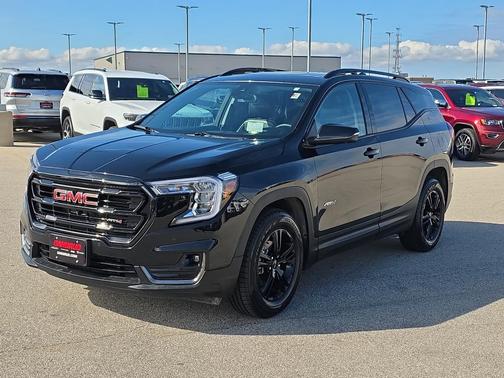 2023 GMC Terrain AT4