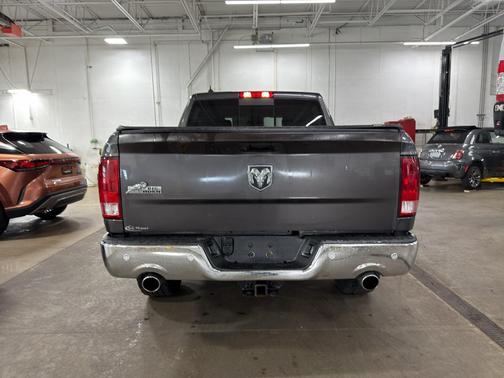 Granite Crystal Clearcoat Metallic 2019 RAM 1500 Classic Big Horn