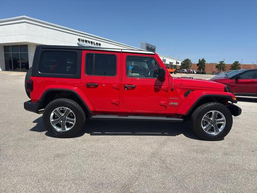 Firecracker Red Clearcoat 2021 Jeep Wrangler Unlimited Sahara