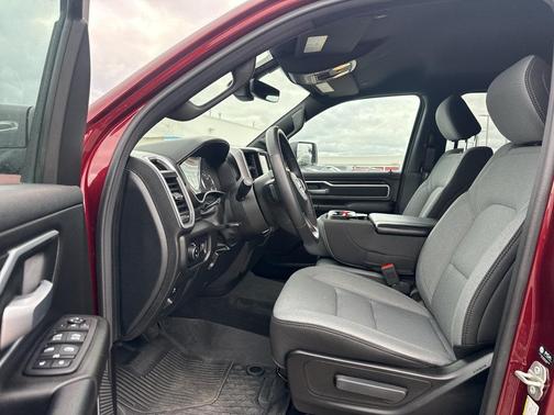 Delmonico Red Pearlcoat 2023 RAM 1500 Big Horn