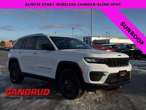 2024 Jeep Grand Cherokee Laredo