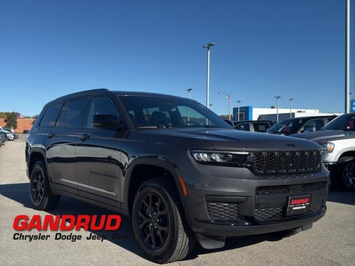 2025 Jeep Grand Cherokee L Laredo