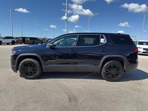 2022 GMC Acadia SLE