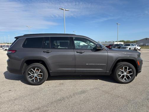 Metallic 2025 Jeep Grand Cherokee L Limited