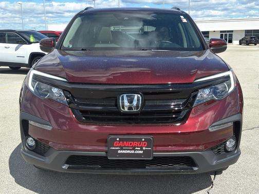 Red 2022 Honda Pilot Special Edition